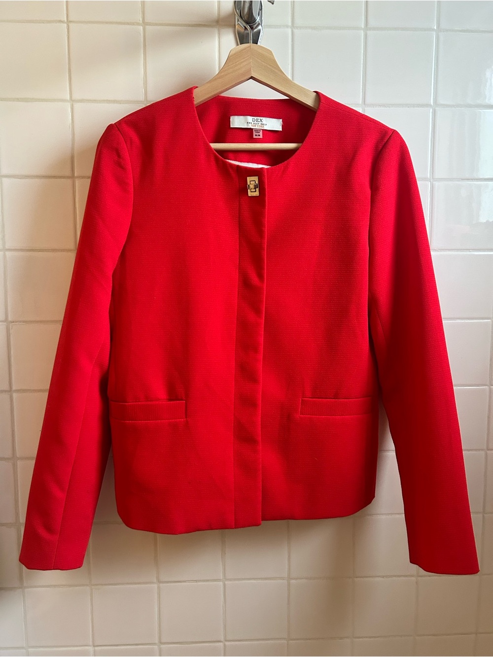 Dex Women’s Lined Collarless Blazer Size M hidden snaps, silver hardware
